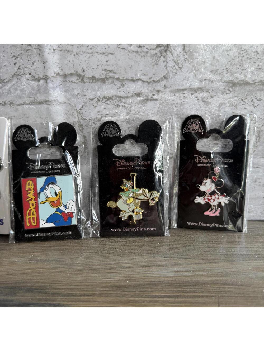 Set of 7 Disney Collectible Enamel Pins with Iconic Characters